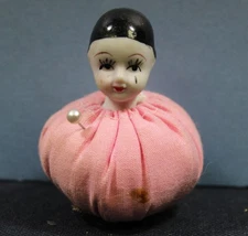 Porcelain Ladies Head Pin Cushion 2.5 Inches Tall C32A