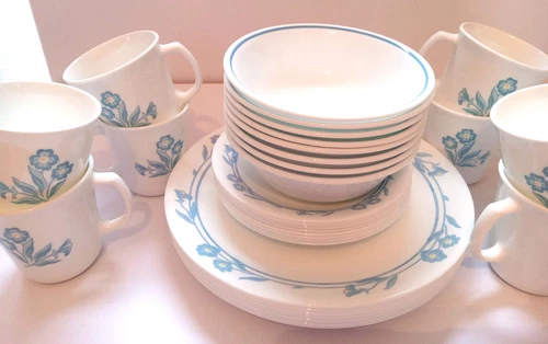 Set Of 32- Corelle CORNSILK Dish Set-Service for 8! Dinner plates, Bowls, Mugs+