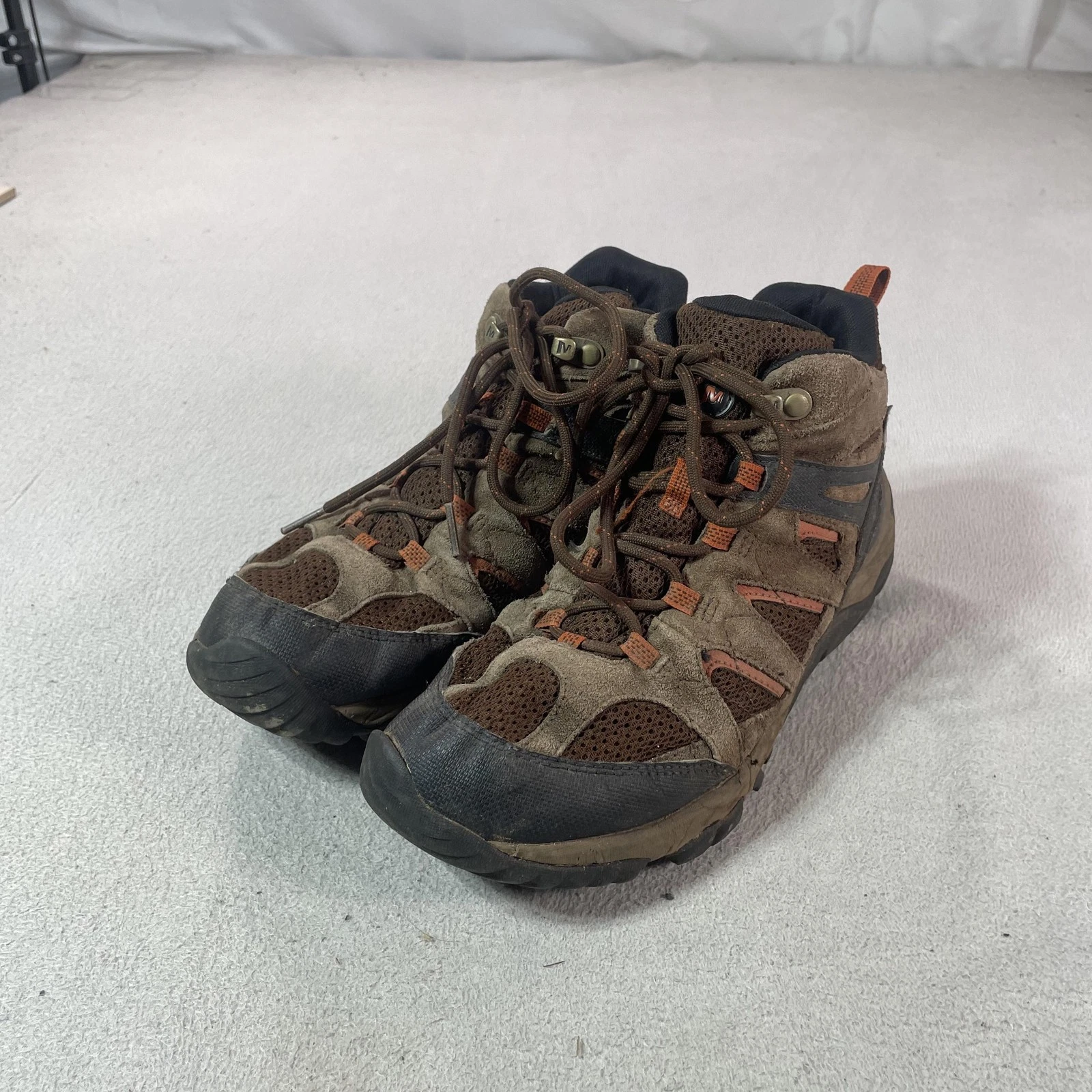 Merrell Boots Mens Size 8.5 Brown Suede Hiking Trail Ankle Outdoor Shoe J09519