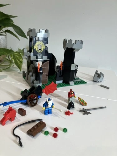 LEGO Castle: Majisto's Tower (1906) Incomplete As Is, See description