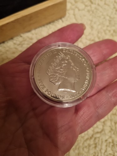 2022 Queen Elizabeth II Platinum Jubilee FIVE POUND £5 Coin. - Picture 16 of 20