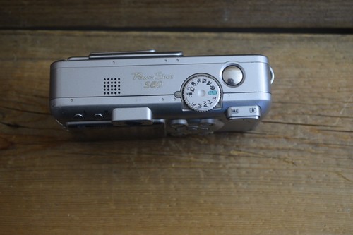 Canon PowerShot S60 fotocamera digitale 5,0 megapixel argento zoom 3,6x vintage compatta - Foto 4 di 4