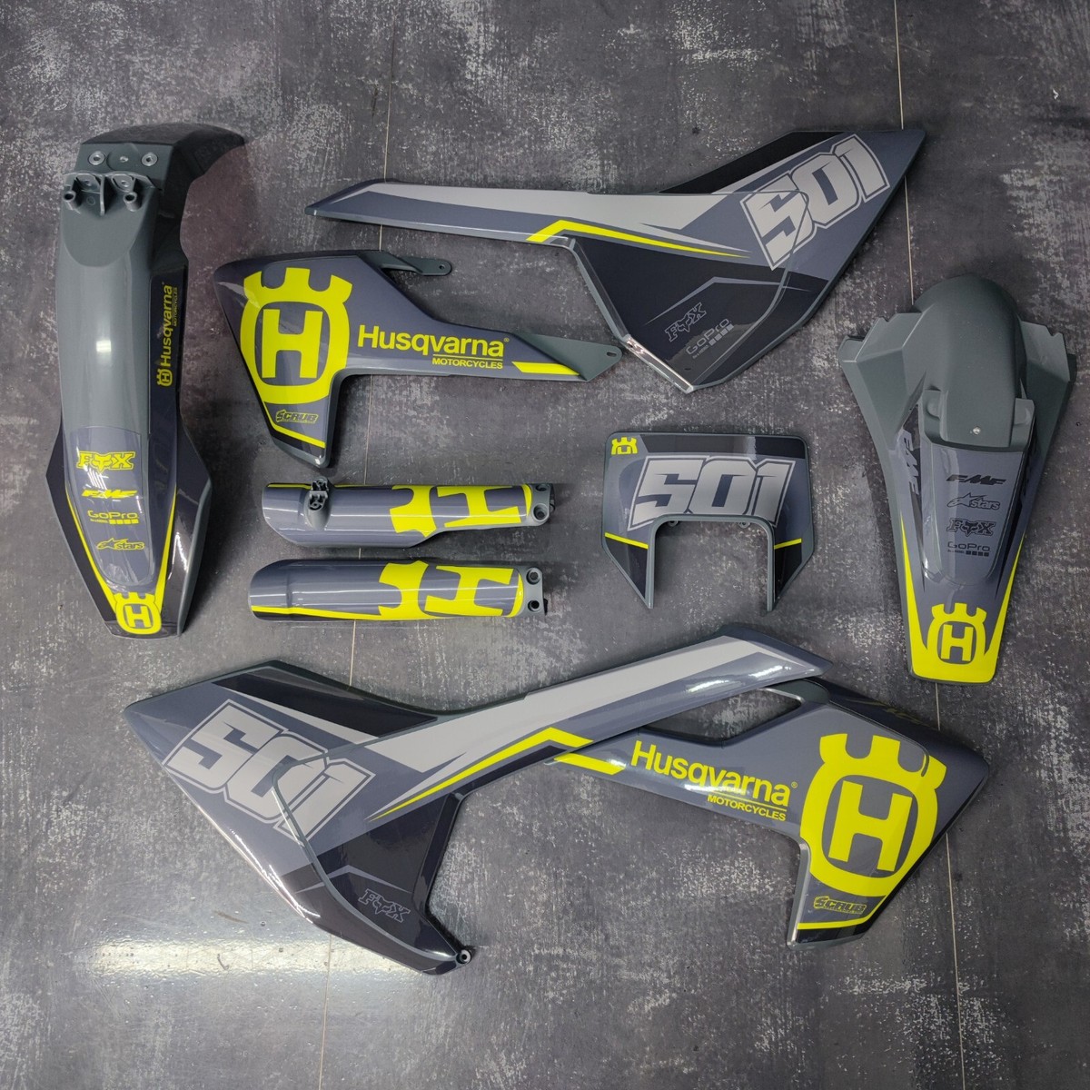 Husqvarna TE250i 2022 純正シート 美品 グレー おまけ付き Plastics + Graphics Husqvarna TE FE 125 150 250 350 450 501 2017