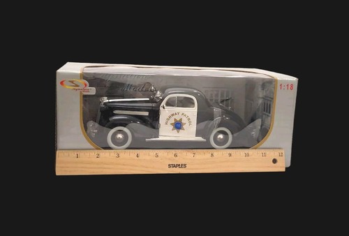 1936 PONTIAC DELUXE POLICE CAR HIGHWAYPATROL 1:18 SCALE SIGNATURE MODELS - Picture 7 of 7