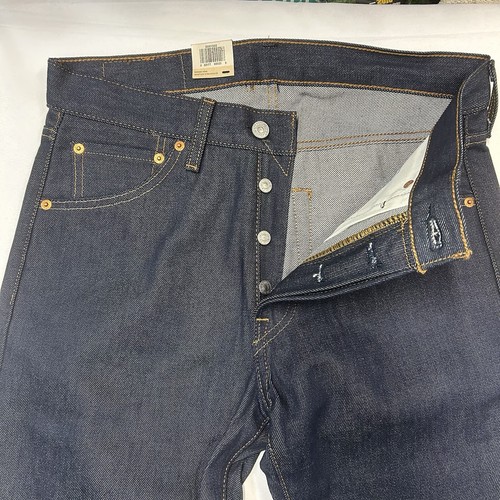Levis Mens 501 Original Fit Jeans Straight Leg Button Fly Cotton IRREGULAR 29x32 - Picture 3 of 18