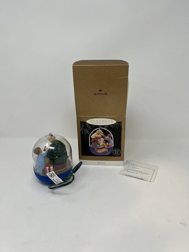 Hallmark Ornament My First Hot Wheels Magic Light & Motion 1995 w/ Box - Picture 2 of 3