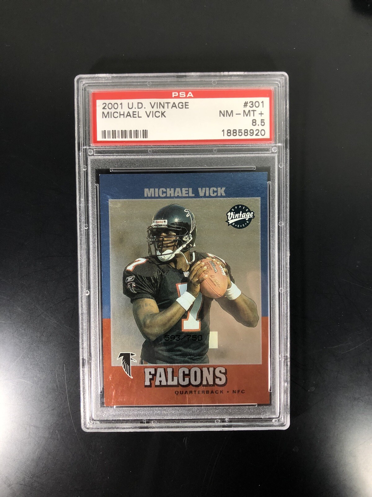 Michael Vick Upper Deck Vintage #301 Base