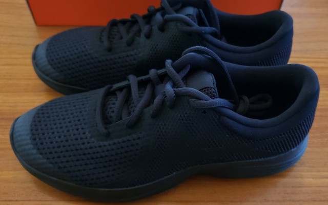 boys running shoes sale