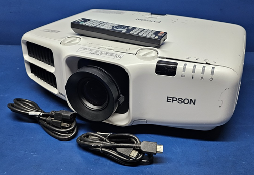 Epson, PowerLite Pro G6470WU Projector 4500 Lumens 1920x1200, 440 Lamp Hours.