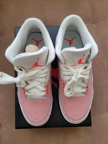 PRE-OWNED Women's Size 8 - Air Jordan 3 Retro Rust Pink 