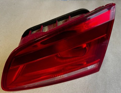 VW Passat 3C B7 Heckleuchte Rücklicht Rückleuchte rechts innen 3AF945094K