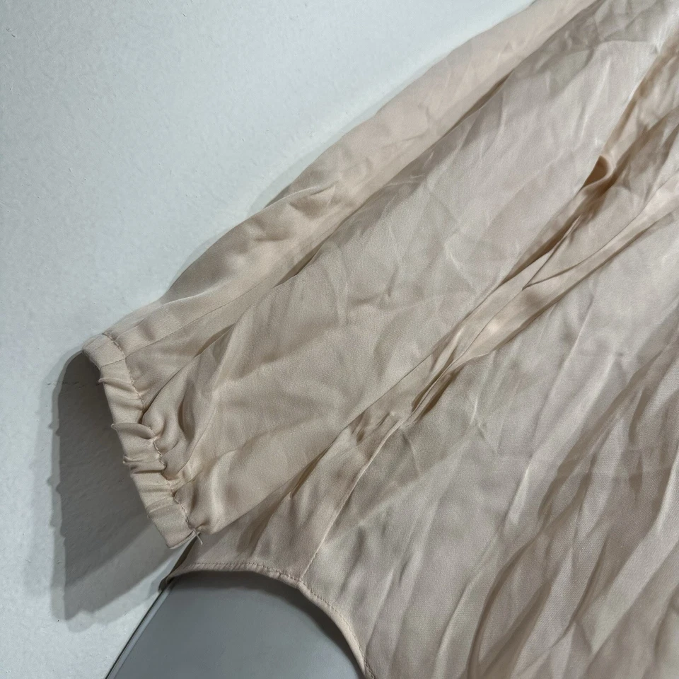 Blusa Vince Seda Rosa Cuello en V Popover Manga Larga Talla M Foto 2 de 4