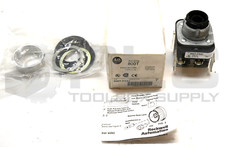 NEW ALLEN BRADLEY 800T-FXA1/T PUSHBUTTON 2 POSITION PUSH-PULL