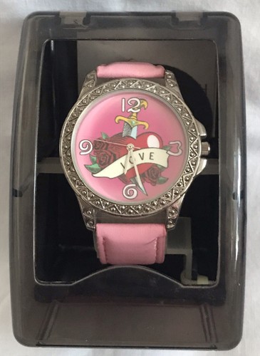 LADIES NEXT PINK LOVE HEART ROUND FACE TEENS PINK STRAP WATCH NEW - Picture 2 of 2