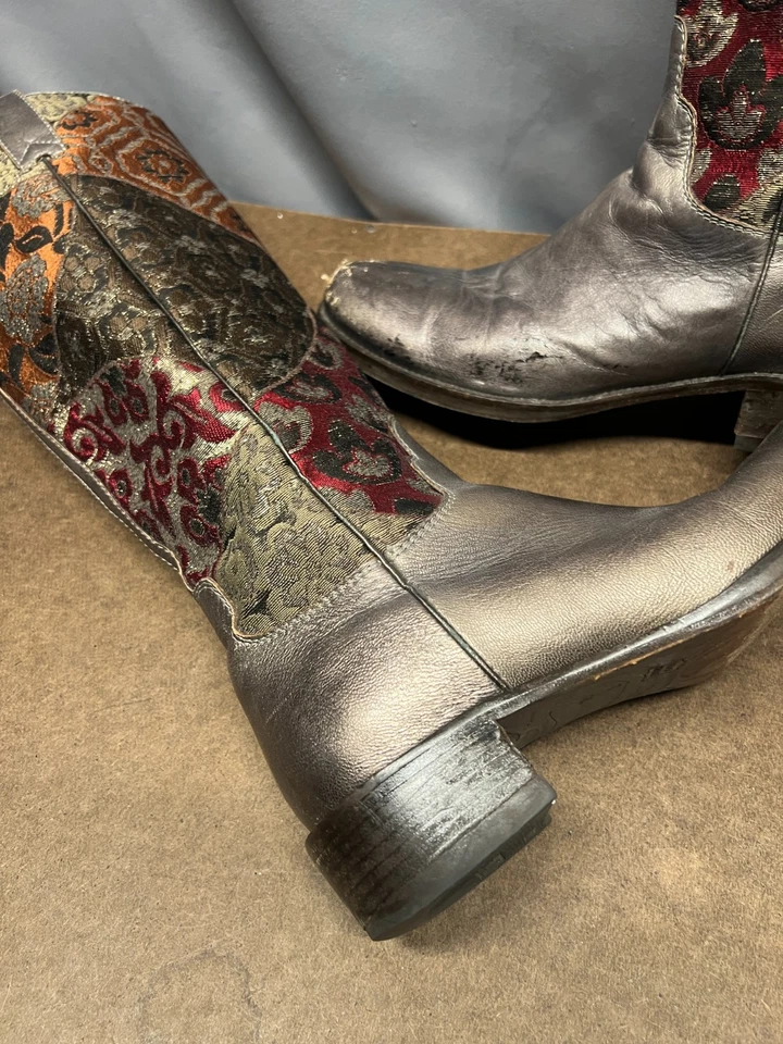 Botas occidentales Donald J. Pliner multicolores florales bordadas para mujer talla 7M Foto 4 de 4