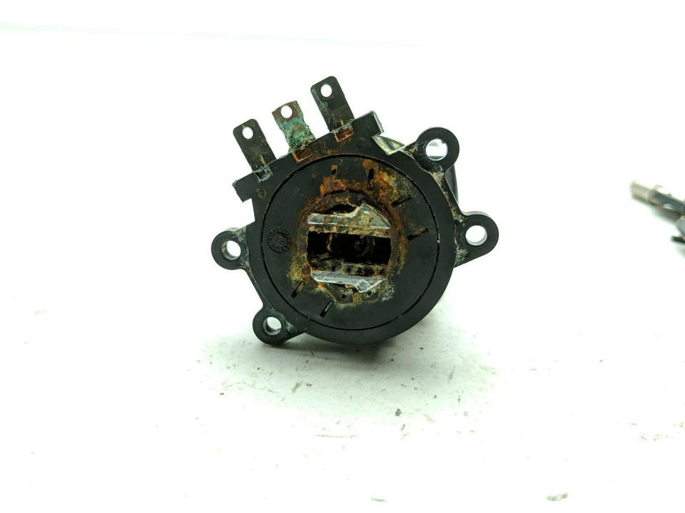 99-06 Harley Davidson Fat Boy FLSTFI Juego de bloqueo Interruptor de encendido y llave Foto 4 de 4