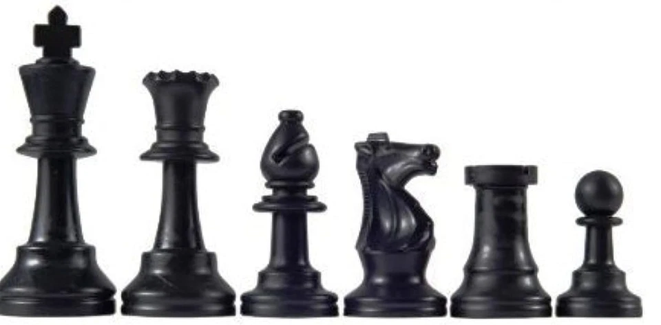 TOURNAMENT STYLE WEIGHTED CHESSMEN WITH 2 EXTRA QUEENS & LEATHERETTE BOARD - Image 4 of 4