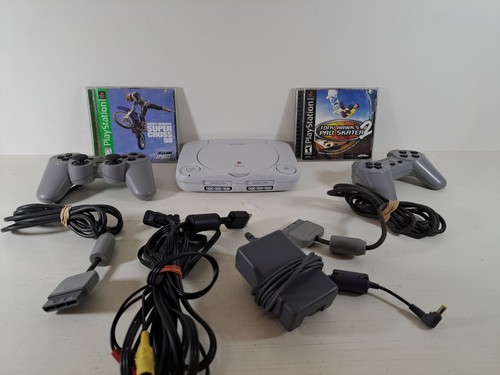 PlayStation one Bundle. Tony Hawk Pro Skater 2, Mcgrath Supercross 89 - Picture 1 of 5