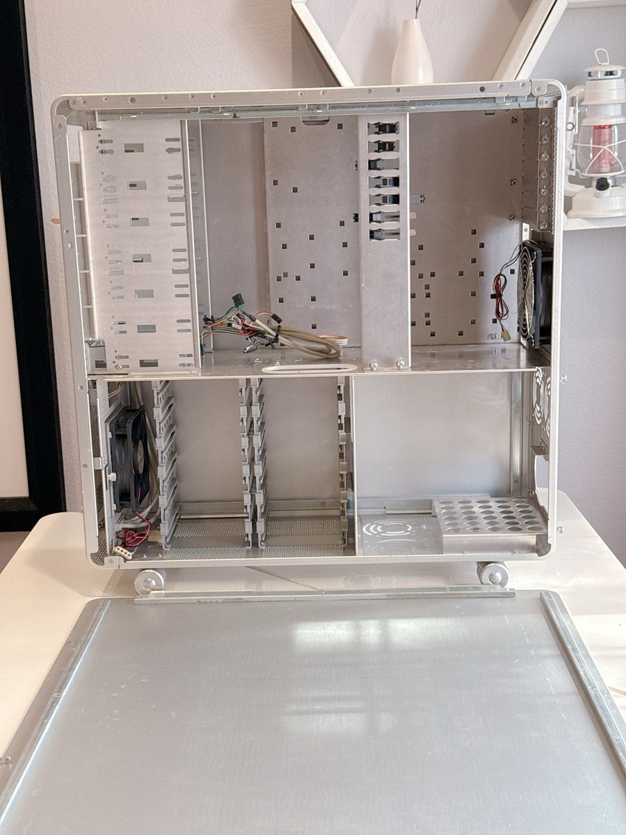 Lian Li PC-V2000 Silver Aluminum Case Full Tower (V-2000) | eBay