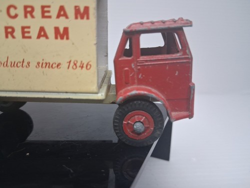 WINROSS Models Diecast Advertisement Truck: Hood Milk & Ice Cream Dairy 4.25" - Picture 9 of 13