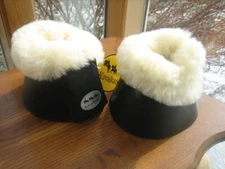 Real sheepskin (not artificial fleece) lined horse bell boots. Made by Kavalcade