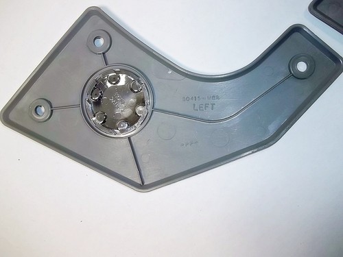 HONDA GL1800 GOLDWING SWING ARM PIVOT COVERS 50410-MCA-000ZA GL 1800 01 - 17 jh - Picture 6 of 6