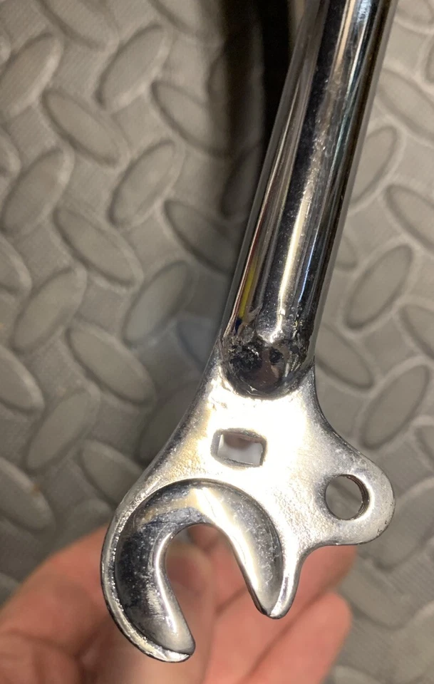 24” Chrome Steel Bicycle Fork 1" Threaded With Lamp Bracket NOS. 24 Inch - Image 4 of 4