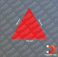 REFLECTIVE RED WARNING TRIANGLE MAGNETIC SIGN MOTORHOME TRAILER TOWING CAR TOW