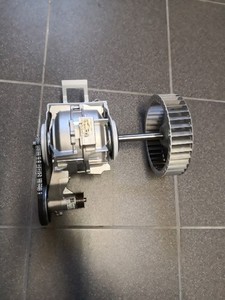 Miele Trockner Motor Antriebsmotor Mpt02-51/6 4227789 09808072 17582 4002449F1