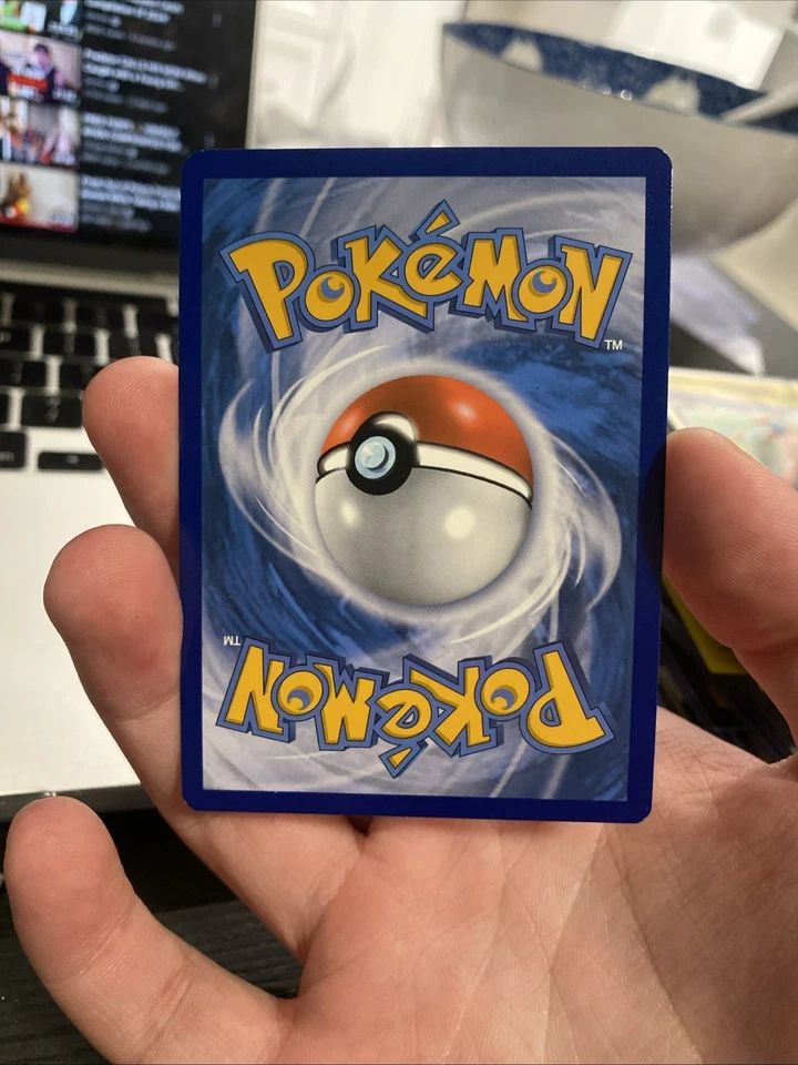 Pikachu SWSH234 SWSH: Sword & Shield Promo Cards Holo - Image 2 of 2