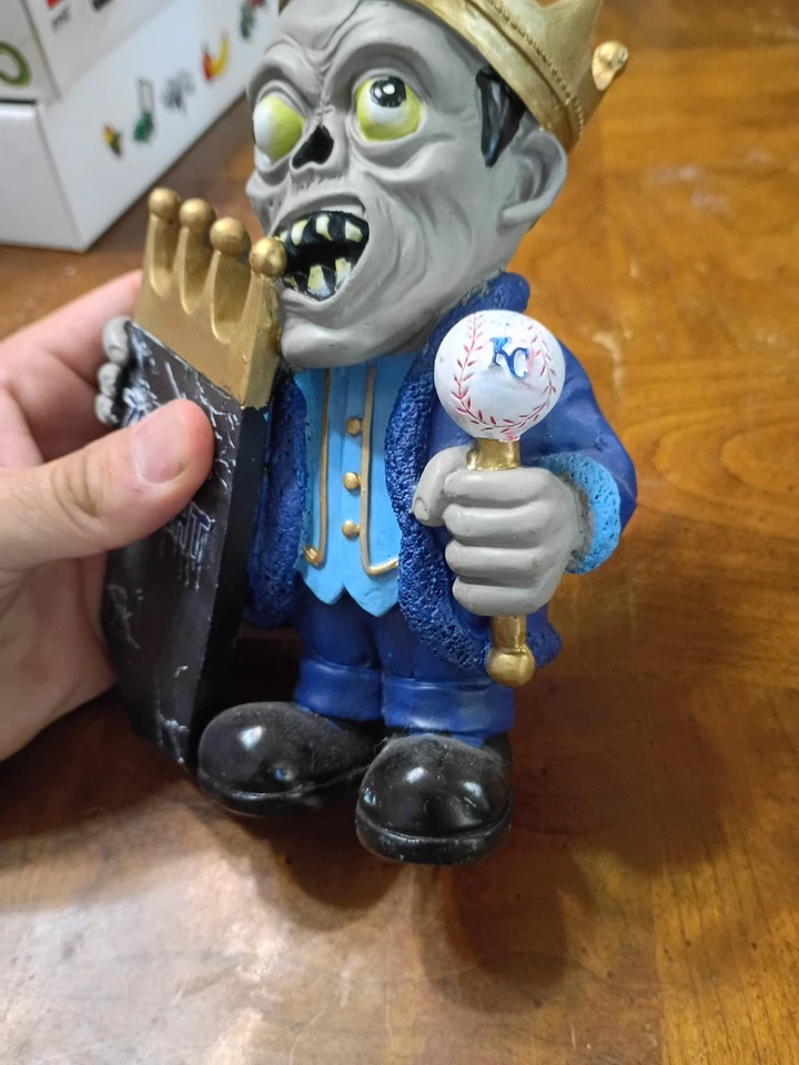 Kansas Citt Royals Zombie Night 2016 BD&A Stadium Giveaway SGA Zombie Statue R - Image 3 of 4