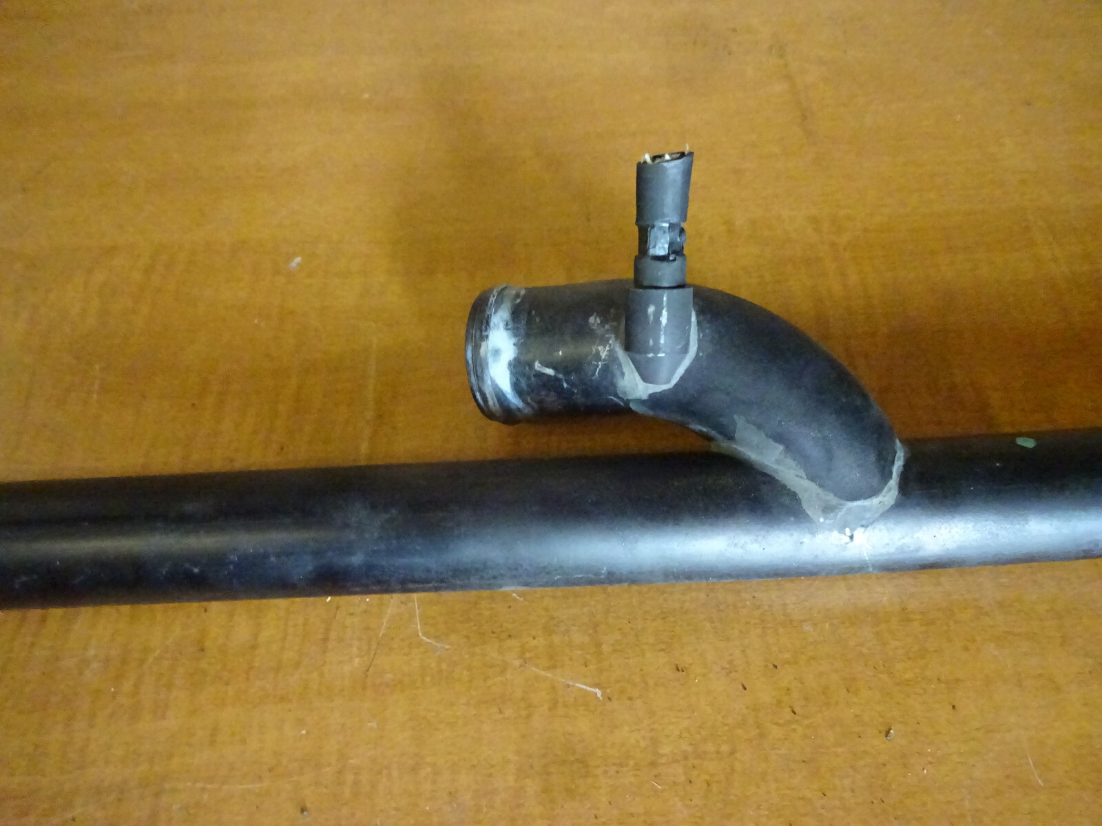 Ferrari 355 - Radiator Delivery Pipe  P/N 158248-167024