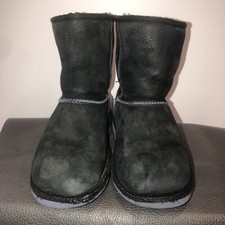 UGG Kids 1017703K Classic II Youth Girls Size 5 Black Suede pull On Boots X1-177
