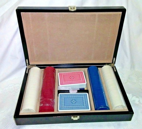 Things Remembered Poker Set-Wood Case-2 Decks of Cards 4 Rolls of Chips-Sealed