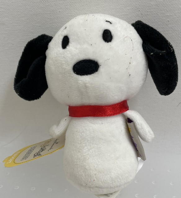 hallmark itty bitty snoopy