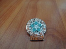 Vintage Isle of Man TT Rennen Benevolent Fund ACU 1974 Bike Emaille Pin