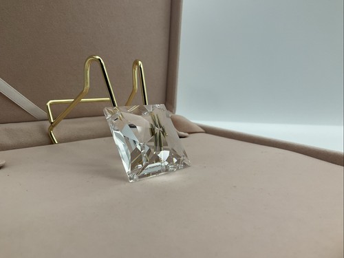Swarovski Strass Crystal: 8029 Series Square Stone 4-hole 40mm - Clear & Etched - Picture 5 of 6