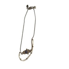 WOMENS ADJUSTABLE BRACELET WITH PEARLS AND EVIL EYE/HAND CHARM