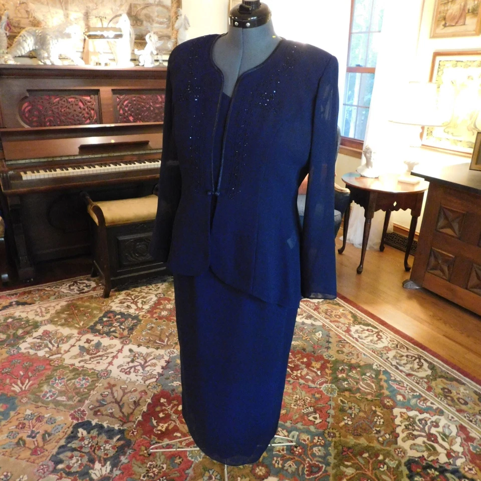 "R&M RICHARDS" 2/PIECE NAVY CREPE CHIFFON GOWN & BEADED JACKET SZ 12P - Image 3 of 4