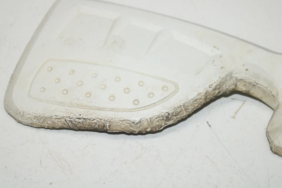 Polaris Outlaw 50 2008 rojo lado izquierdo panel del motor cubierta cubierta cubierta blanca Foto 3 de 4