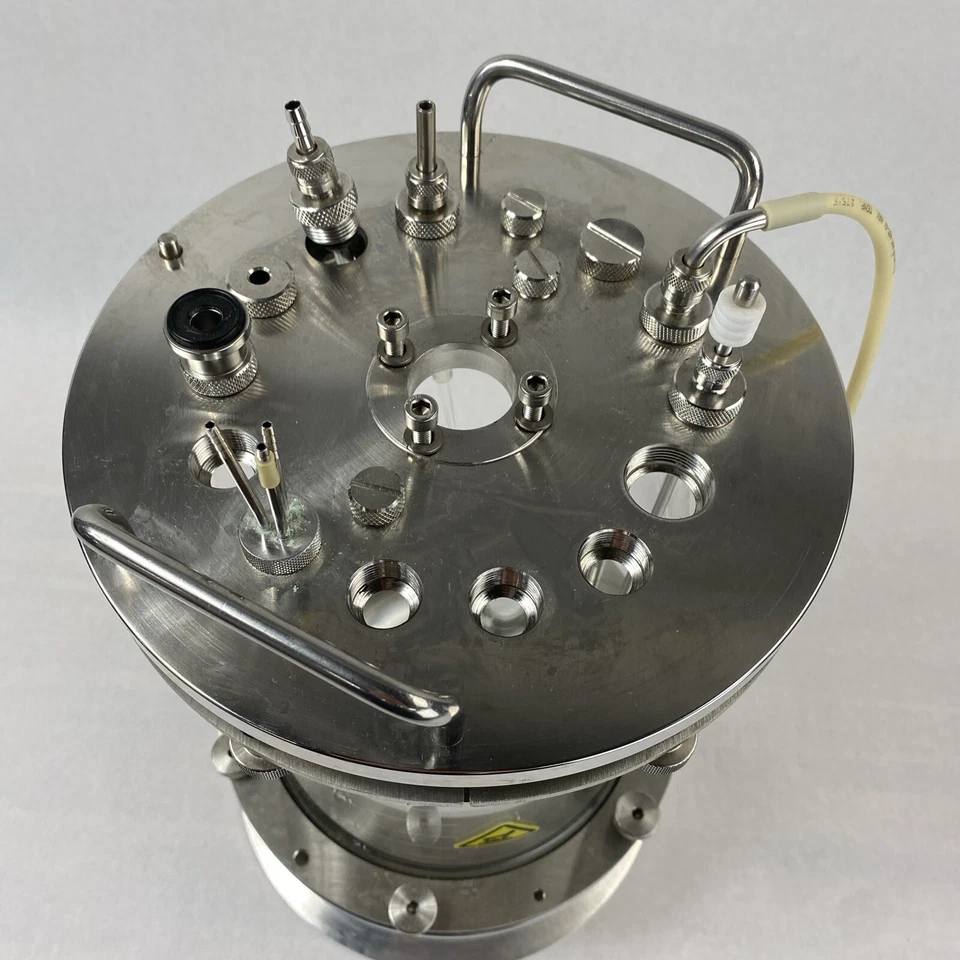 Biorreactor fermentador de recipiente New Brunswick Scientific 5L Q798700 Foto 4 de 4