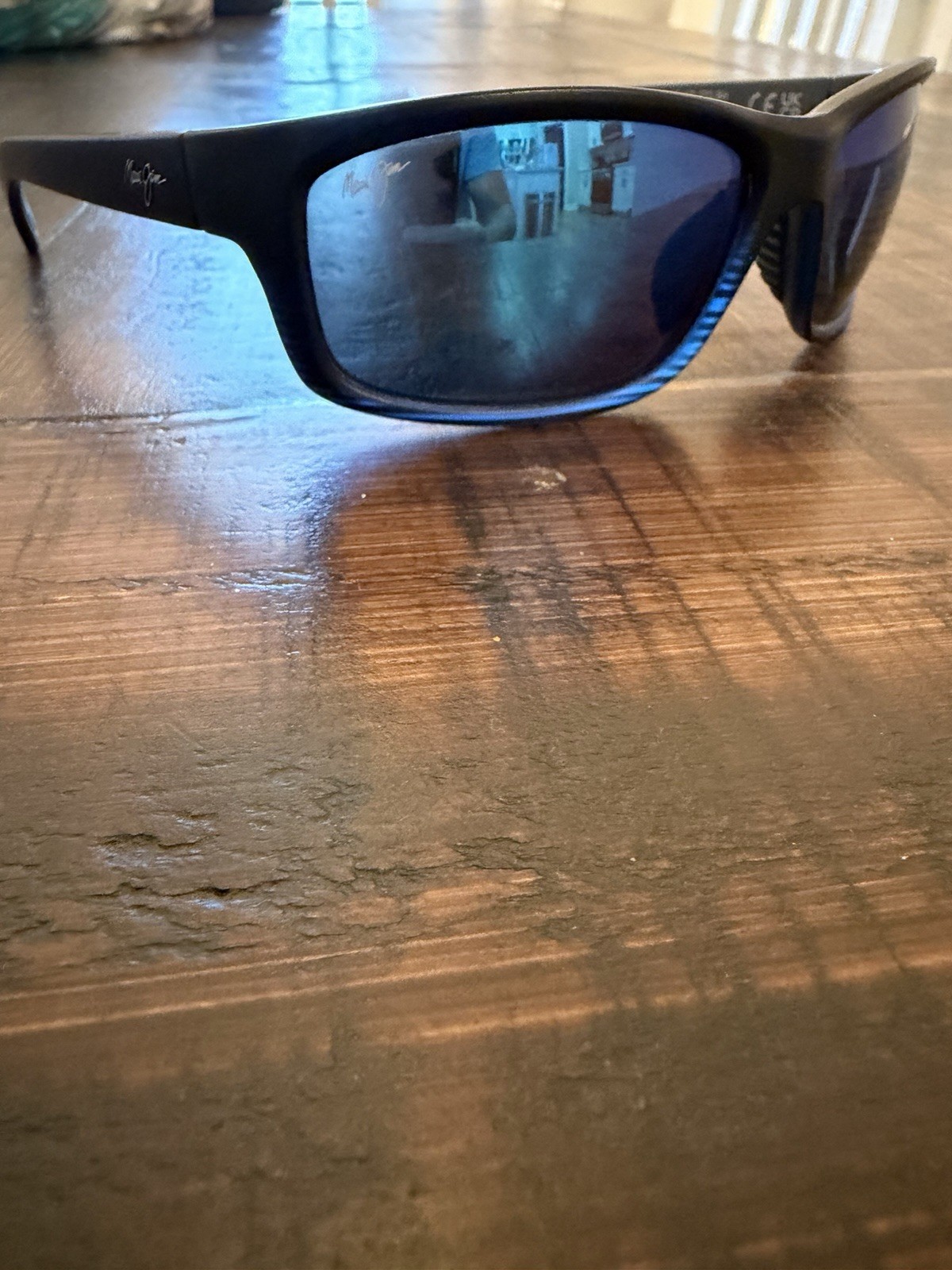 Maui Jim MJ766-08C Men’s Sunglasses Black Frame Blue Polarized Glass Lens