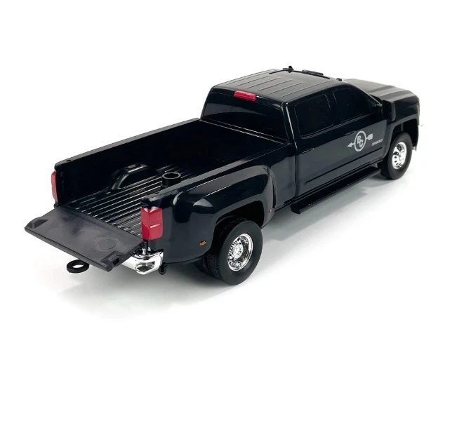 1/20 Scale Big Country Chevrolet Silverado Dually - Image 2 of 4