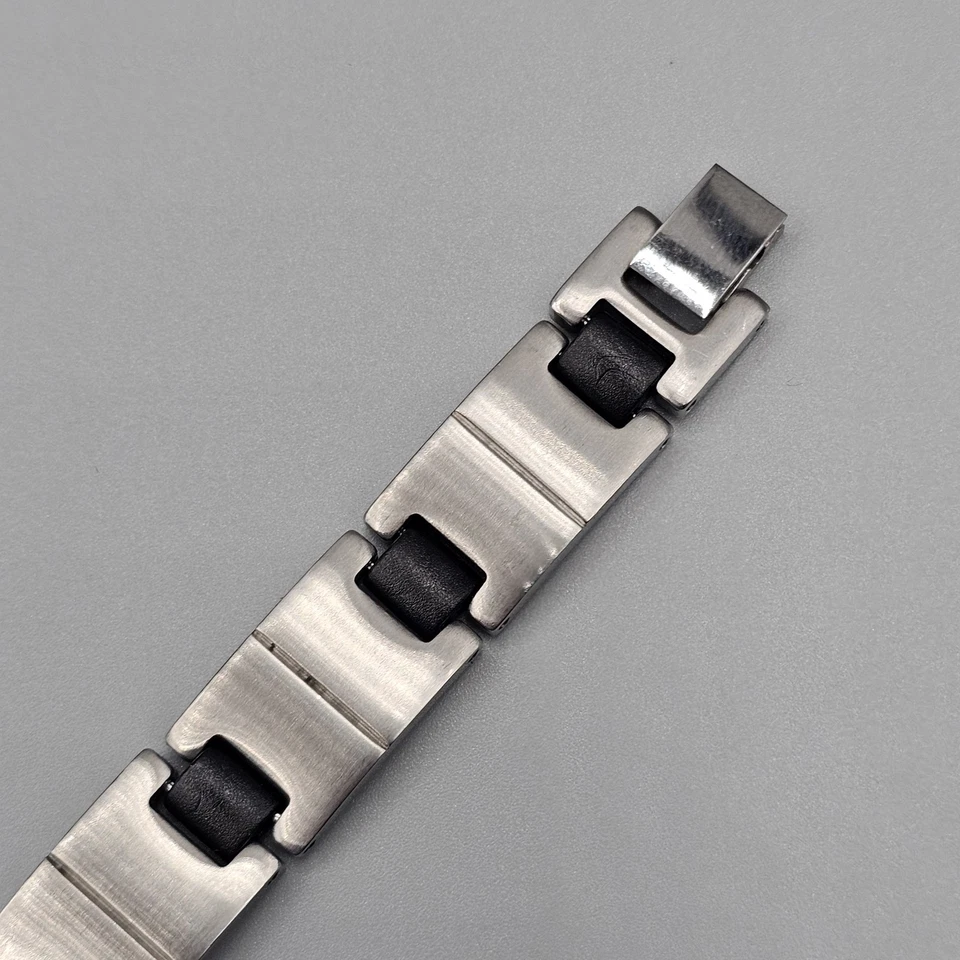 男式不锈钢手链 8 英寸现代链接黑色橡胶口音礼品盒 — 第 4/4 张图片