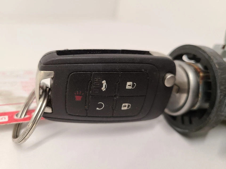 2010-2015 CHEVROLET EQUINOX Ignition Switch W Key 13504286 5901867AK - Image 3 of 4