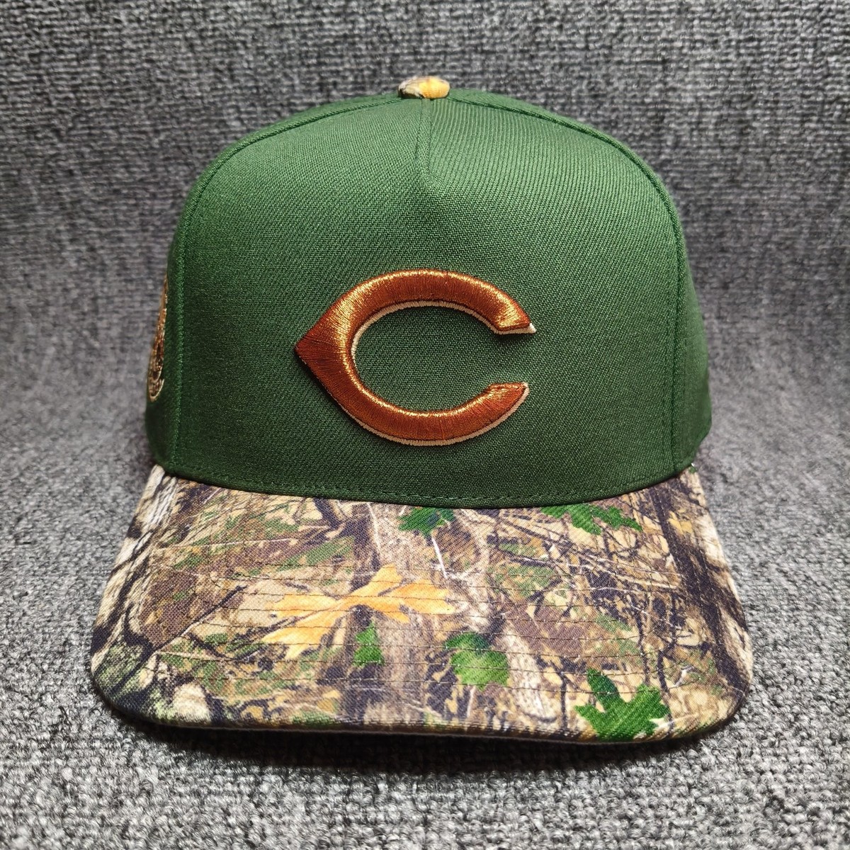 Mitchell & Ness Chicago Bears Green Camo Brim Snapback Hat OS