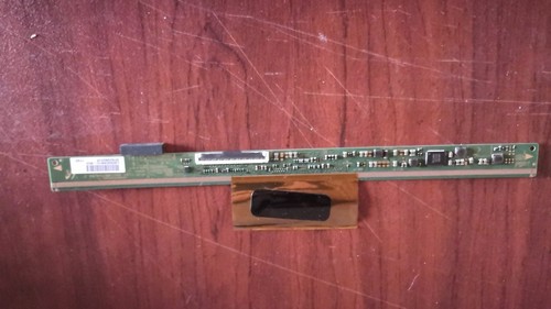 PHILIPS TV 32PHT4112/12 DESPIECE (IR - LEDS - ALTAVOCES - LVDS - POCB - PATAS) - Imagen 14 de 20