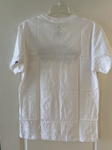 Vans Off the Wall White T Shirt medium New w Tags Classic Skate Design - Picture 4 of 5