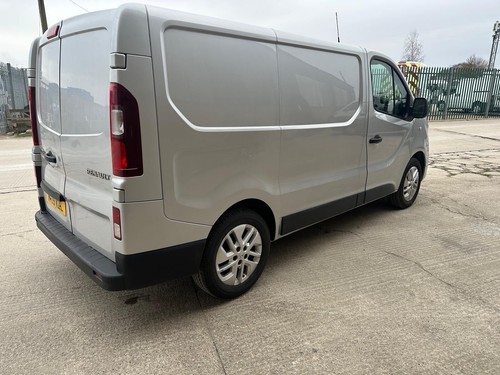 RENAULT TRAFFIC LL29DCI LWB BUSINESS Plus EURO 6 ULEZ FREE ULTRA LOW MILES - Picture 7 of 12