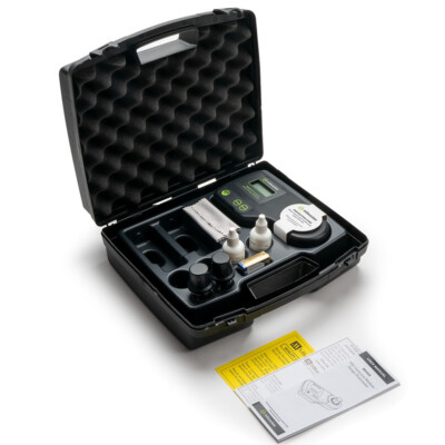 Milwaukee MI405 Ammonia Medium Range PRO Photometer for Aquariums, 